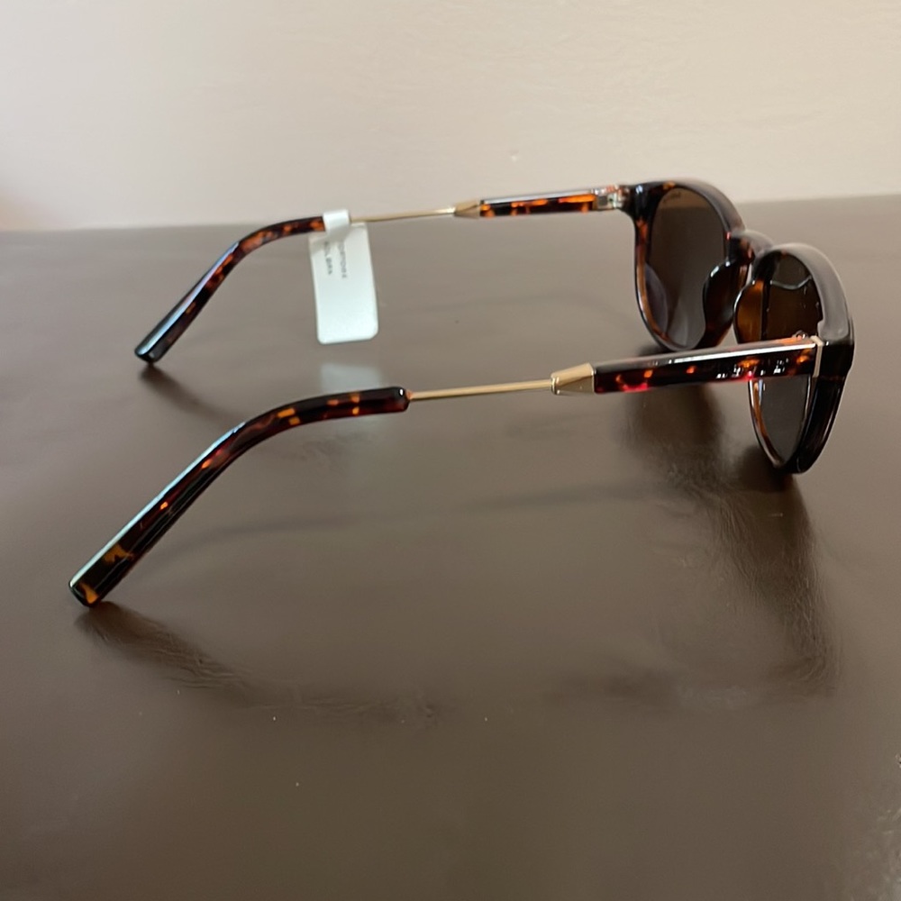 Levi’s Sunglasses - Picture 7 of 8